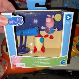 Nwt Hasbro Peppa Pig Space Adventure Set - Blue and Red